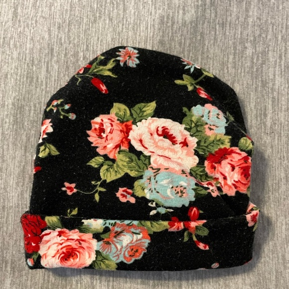 3 baby girls hats - Picture 6 of 7